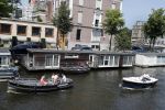 Amsterdam 4 juli 2018
Noortje Herlaar haar woonark / huis op de grachten van Amsterdam.