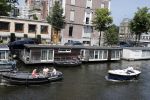 Amsterdam 4 juli 2018
Noortje Herlaar haar woonark / huis op de grachten van Amsterdam.