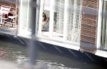 Amsterdam 12 juli 2018
Noortje Herlaar zwanger bij haar woonboot/woonark.