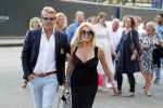 Amsterdam 6 juli 2018
Gordon viert zijn 50e verjaardag bij de Harbour Club en gaat daarna varen met de roze MS de Jordaan. Patricia Paay met haar man Robert