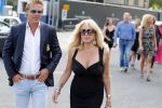 Amsterdam 6 juli 2018
Gordon viert zijn 50e verjaardag bij de Harbour Club en gaat daarna varen met de roze MS de Jordaan. Patricia Paay met haar man Robert