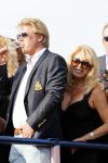 Amsterdam 6 juli 2018
Gordon viert zijn 50e verjaardag bij de Harbour Club en gaat daarna varen met de roze MS de Jordaan. Patricia Paay met haar man Robert