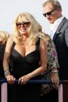 Amsterdam 6 juli 2018
Gordon viert zijn 50e verjaardag bij de Harbour Club en gaat daarna varen met de roze MS de Jordaan. Patricia Paay met haar man Robert