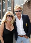 Amsterdam 6 juli 2018
Gordon viert zijn 50e verjaardag bij de Harbour Club en gaat daarna varen met de roze MS de Jordaan. Patricia Paay met haar man Robert