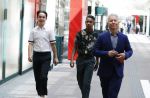 Amsterdam 12 juli 2018
Femke Halsema wordt thuis opgehaald en naar de stopera gebracht waar ze geinstalleerd wordt tot Burgemeester van Amsterdam. De man van Femke Robert Oey met hun zoon en een vriendje