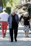 Amsterdam 17 juli 2018
Rudi Fuchs wandelend in Amsterdam zuid.