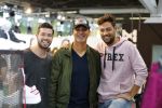 Amsterdam 9 juli 2018
Cris de Ravallet met Ruud Gullit en â€¦ in Pirex stand op de modefabriek.