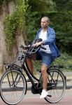 Amsterdam 6 juli 2018
Sascha Visser op de fiets in amsterdam zuid.