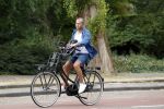 Amsterdam 6 juli 2018
Sascha Visser op de fiets in amsterdam zuid.