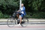 Amsterdam 6 juli 2018
Sascha Visser op de fiets in amsterdam zuid.
