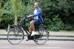 Amsterdam 6 juli 2018
Sascha Visser op de fiets in amsterdam zuid.