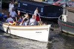 Amsterdam 29 juni 2018
Forum voor Democratie van Thierry Baudet varen met relaties door de grachten van Amsterdam . oa aanwezig Matthijs Albers Jort kelder (met eigen boot) Alwien Tulner Mat Herben Theo Hiddema en Ebru Umar.