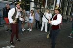 Amsterdam 29 juni 2018
Forum voor Democratie van Thierry Baudet varen met relaties door de grachten van Amsterdam . oa aanwezig Matthijs Albers Jort kelder (met eigen boot) Alwien Tulner Mat Herben Theo Hiddema en Ebru Umar.
