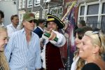 Amsterdam 29 juni 2018
Forum voor Democratie van Thierry Baudet varen met relaties door de grachten van Amsterdam . oa aanwezig Matthijs Albers Jort kelder (met eigen boot) Alwien Tulner Mat Herben Theo Hiddema en Ebru Umar.