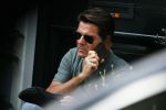 Amsterdam 29 juni 2018
Twan Huys zit voor zijn huis te bellen.