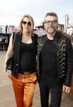 Amsterdam 6 juli 2018
Gordon viert zijn 50e verjaardag bij de Harbour Club en gaat daarna varen met de roze MS de Jordaan. William Rutten met zwangere vrouw