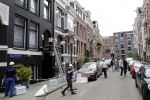 Amsterdam 6 juli 2019
In de v Eeghenstraat is er een bom af gegaan. Leco v Zadelhoff woont er bijna naast.