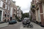 Amsterdam 6 juli 2019
In de v Eeghenstraat is er een bom af gegaan. Leco v Zadelhoff woont er bijna naast.