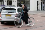 Amsterdam 6 juli 2019
In de v Eeghenstraat is er een bom af gegaan. Leco v Zadelhoff woont er bijna naast. Femke Halsema kwam op de fiets kijken.