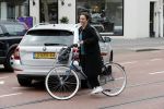 Amsterdam 6 juli 2019
In de v Eeghenstraat is er een bom af gegaan. Leco v Zadelhoff woont er bijna naast. Femke Halsema kwam op de fiets kijken.