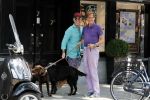 Amsterdam 30 juli 2019
Frank en Rogier ( Paleis voor een prikkie) met hun honden op de cornelis schuytstraat.