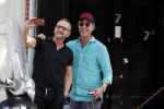 Amsterdam 30 juli 2019
Frank en Rogier ( Paleis voor een prikkie) met hun honden op de cornelis schuytstraat.