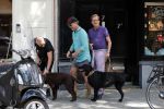 Amsterdam 30 juli 2019
Frank en Rogier ( Paleis voor een prikkie) met hun honden op de cornelis schuytstraat.