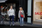 Amsterdam 3 juli 2019
Frenkie de Jong met zijn vriendin Mikky Kiemeney op de PC Hooftstraat. Frenkie draagt kleding van het merk van zijn vriendin.