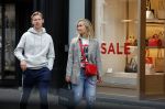 Amsterdam 3 juli 2019
Frenkie de Jong met zijn vriendin Mikky Kiemeney op de PC Hooftstraat. Frenkie draagt kleding van het merk van zijn vriendin.