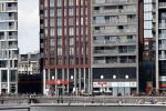 Amsterdam 21 juli 2019
Gaby Blaaser heeft een huis/ appartement in het cenytrum van Amsterdam.
Eronder zit een grote parkeerplaats.