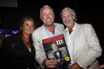 Amsterdam 16 juli 2019
Presentatie Amsterdam XXXL met Gordon op de cover. Gordon met Mark Teurlings en Gimena
