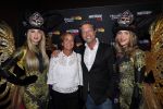 Amsterdam 16 juli 2019
Presentatie Amsterdam XXXL met Gordon op de cover. Guido den Aantrekker met zijn vrouw Tiffany Curry