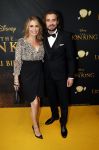 Amsterdam 15 juli 2019
Premiere the lion king in tuschinski. Heleen v Royen met partner Bart