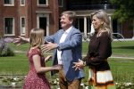 Den Haag 19 juli 2019
Jaarlijkse fotouurtje in de thuisn van Huis ten Bosch . Aanwezig Koning Willem Alexander Koningin Maxima Prinses Amalia Alexia en Ariane.