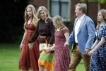 Den Haag 19 juli 2019
Jaarlijkse fotouurtje in de thuisn van Huis ten Bosch . Aanwezig Koning Willem Alexander Koningin Maxima Prinses Amalia Alexia en Ariane.
