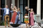 Den Haag 19 juli 2019
Jaarlijkse fotouurtje in de thuisn van Huis ten Bosch . Aanwezig Koning Willem Alexander Koningin Maxima Prinses Amalia Alexia en Ariane.