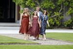 Den Haag 19 juli 2019
Jaarlijkse fotouurtje in de thuisn van Huis ten Bosch . Aanwezig Koning Willem Alexander Koningin Maxima Prinses Amalia Alexia en Ariane.