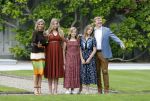 Den Haag 19 juli 2019
Jaarlijkse fotouurtje in de thuisn van Huis ten Bosch . Aanwezig Koning Willem Alexander Koningin Maxima Prinses Amalia Alexia en Ariane.
