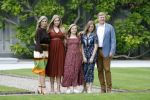 Den Haag 19 juli 2019
Jaarlijkse fotouurtje in de thuisn van Huis ten Bosch . Aanwezig Koning Willem Alexander Koningin Maxima Prinses Amalia Alexia en Ariane.