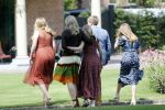 Den Haag 19 juli 2019
Jaarlijkse fotouurtje in de thuisn van Huis ten Bosch . Aanwezig Koning Willem Alexander Koningin Maxima Prinses Amalia Alexia en Ariane.