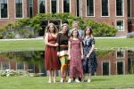 Den Haag 19 juli 2019
Jaarlijkse fotouurtje in de thuisn van Huis ten Bosch . Aanwezig Koning Willem Alexander Koningin Maxima Prinses Amalia Alexia en Ariane.