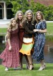 Den Haag 19 juli 2019
Jaarlijkse fotouurtje in de thuisn van Huis ten Bosch . Aanwezig Koning Willem Alexander Koningin Maxima Prinses Amalia Alexia en Ariane.
