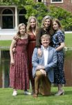 Den Haag 19 juli 2019
Jaarlijkse fotouurtje in de thuisn van Huis ten Bosch . Aanwezig Koning Willem Alexander Koningin Maxima Prinses Amalia Alexia en Ariane.