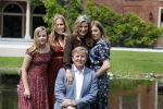 Den Haag 19 juli 2019
Jaarlijkse fotouurtje in de thuisn van Huis ten Bosch . Aanwezig Koning Willem Alexander Koningin Maxima Prinses Amalia Alexia en Ariane.