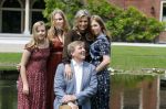 Den Haag 19 juli 2019
Jaarlijkse fotouurtje in de thuisn van Huis ten Bosch . Aanwezig Koning Willem Alexander Koningin Maxima Prinses Amalia Alexia en Ariane.