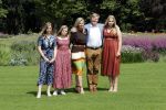 Den Haag 19 juli 2019
Jaarlijkse fotouurtje in de thuisn van Huis ten Bosch . Aanwezig Koning Willem Alexander Koningin Maxima Prinses Amalia Alexia en Ariane.