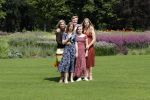 Den Haag 19 juli 2019
Jaarlijkse fotouurtje in de thuisn van Huis ten Bosch . Aanwezig Koning Willem Alexander Koningin Maxima Prinses Amalia Alexia en Ariane.