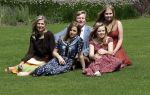 Den Haag 19 juli 2019
Jaarlijkse fotouurtje in de thuisn van Huis ten Bosch . Aanwezig Koning Willem Alexander Koningin Maxima Prinses Amalia Alexia en Ariane.