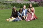 Den Haag 19 juli 2019
Jaarlijkse fotouurtje in de thuisn van Huis ten Bosch . Aanwezig Koning Willem Alexander Koningin Maxima Prinses Amalia Alexia en Ariane.