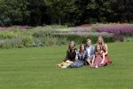 Den Haag 19 juli 2019
Jaarlijkse fotouurtje in de thuisn van Huis ten Bosch . Aanwezig Koning Willem Alexander Koningin Maxima Prinses Amalia Alexia en Ariane.